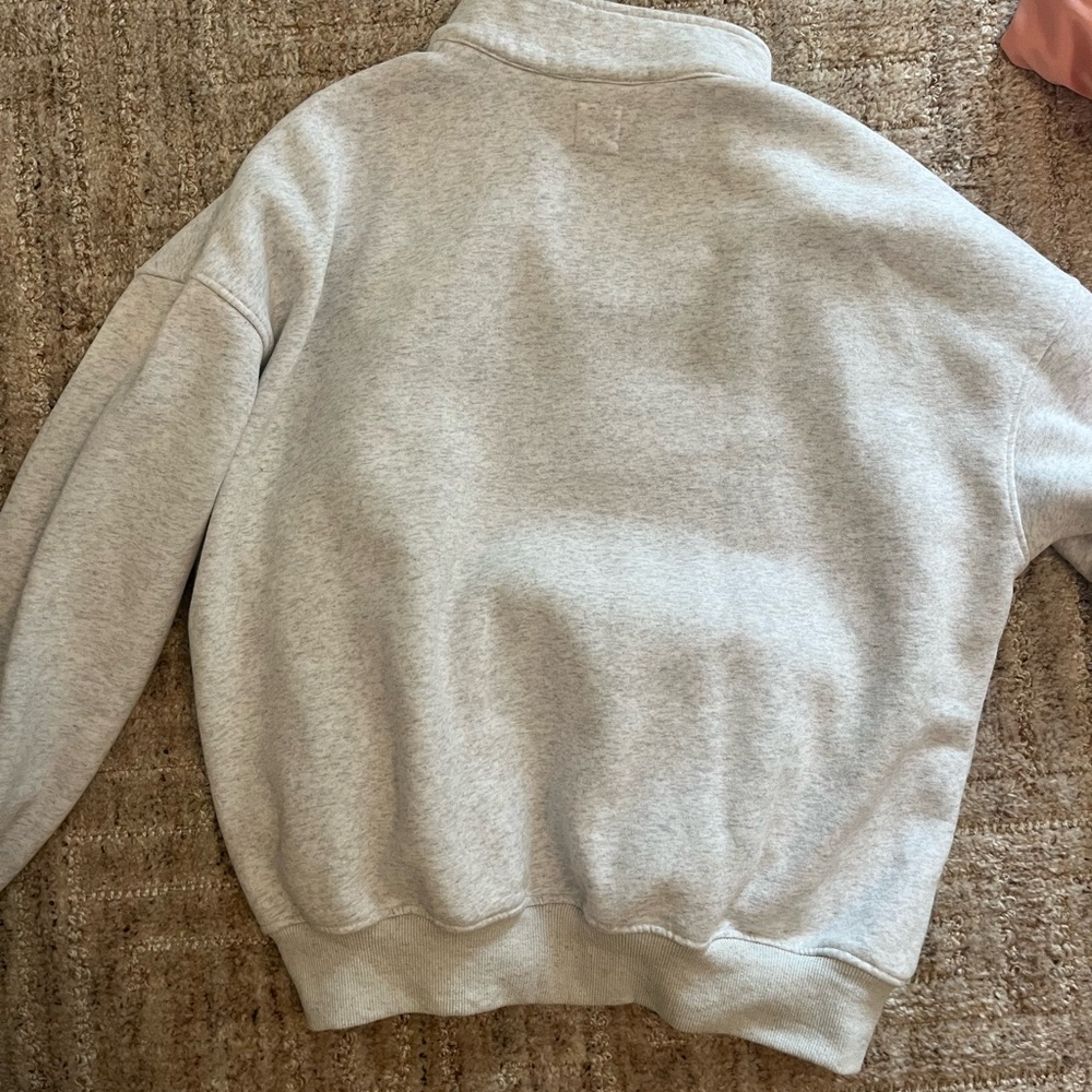 SUNKISSED COCONUT PREPPY COQUETTE SWEATSHIRT